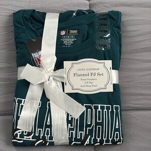 NFL Eagles ladies pjs